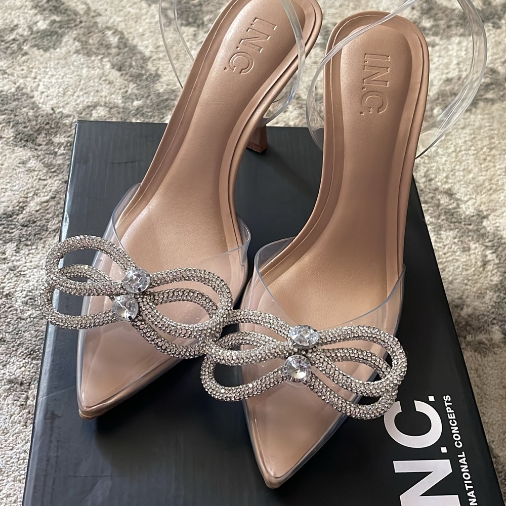 Women's Sreva Vinyl Halter Pumps